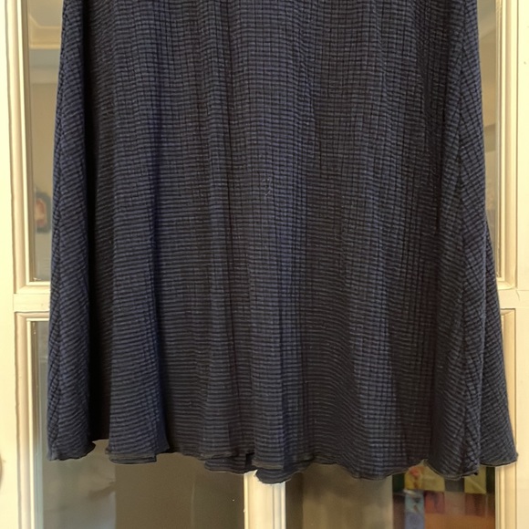 BDG | T Shirt Dress. XS. Navy and Black. - Picture 4 of 5